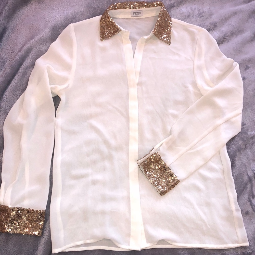 Charming Charlie’s Off-White button-Up